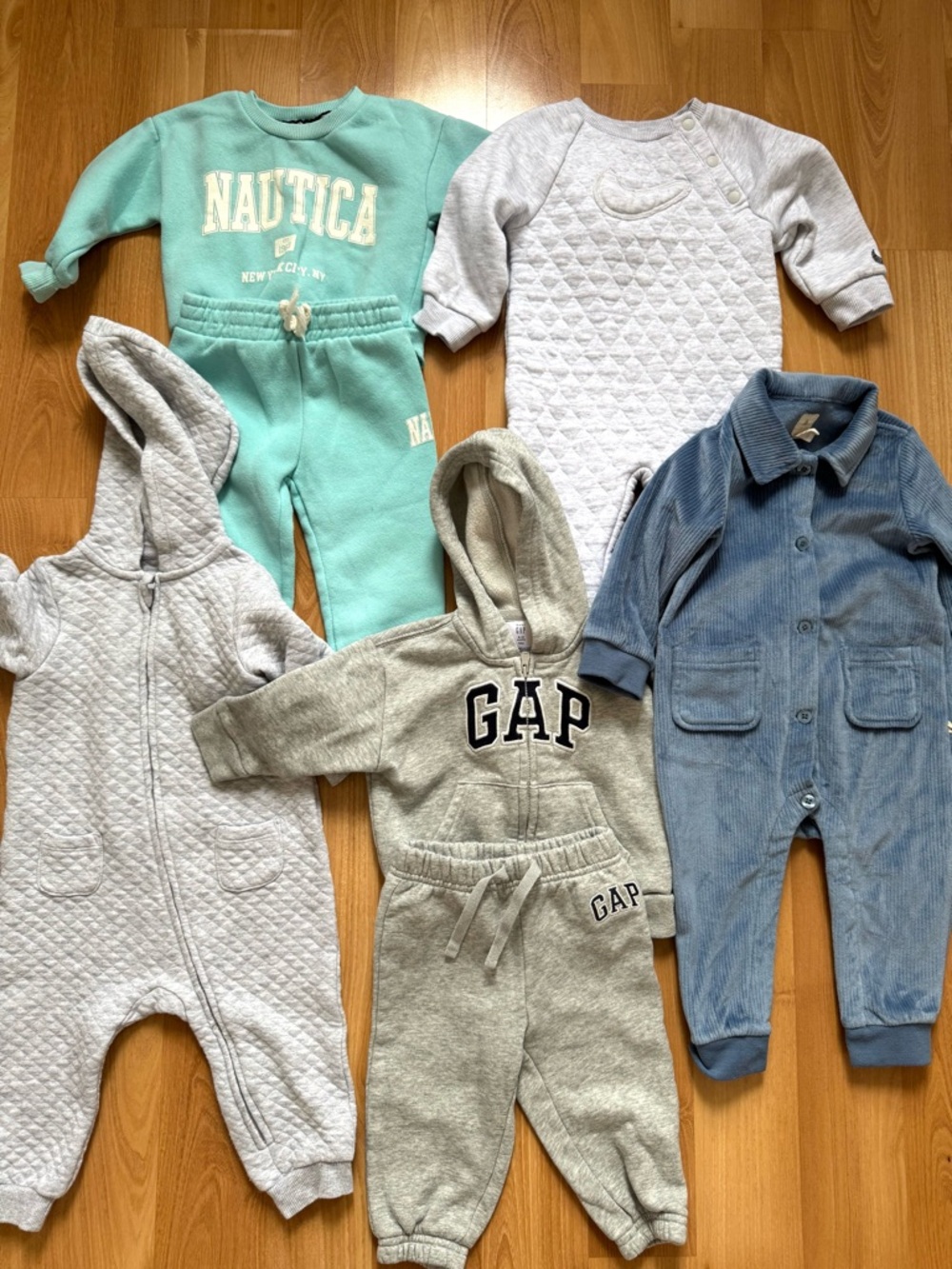 GAP NIKE bundle Gray Hooded Sweatshirt & Jogger Set - Gray